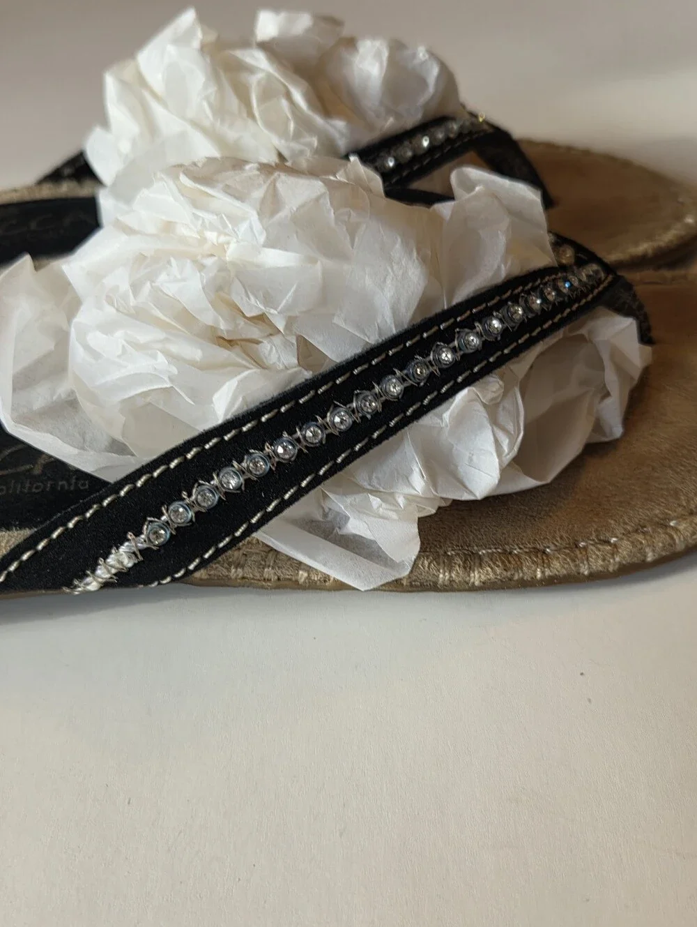 SBICCA of California Maui Sandals Rhinestone Flip Flops In Box